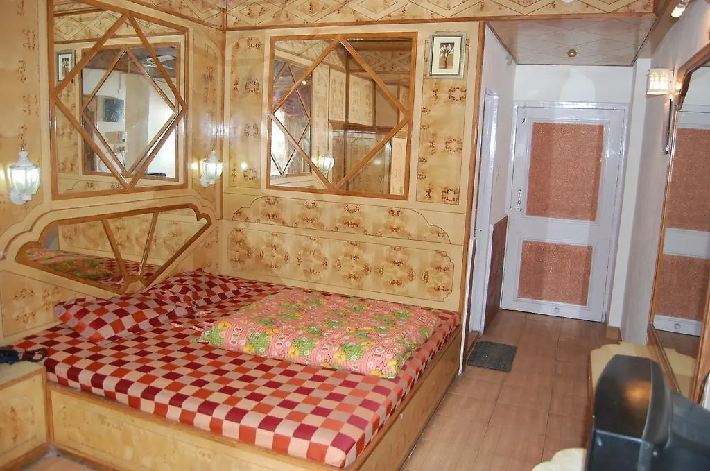 Hotel Gulmarg Regency Shimla