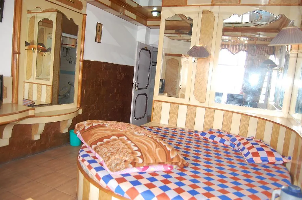 Hotel Gulmarg Regency Shimla