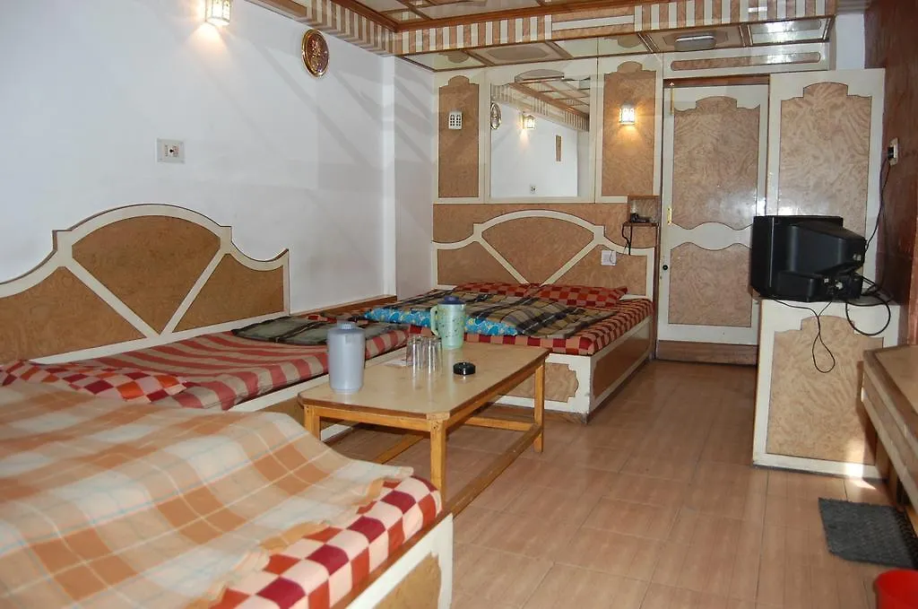 Hotel Gulmarg Regency Shimla